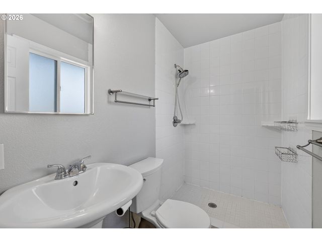 1490 Nw 137TH Ave, Portland, OR 97229