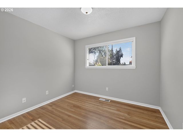 1490 Nw 137TH Ave, Portland, OR 97229