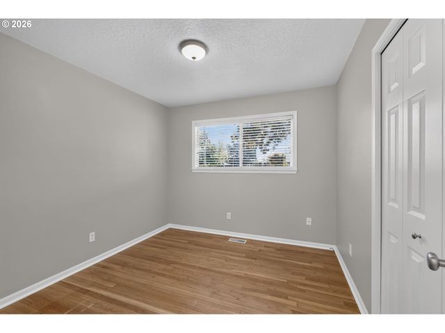 1490 Nw 137TH Ave, Portland, OR 97229