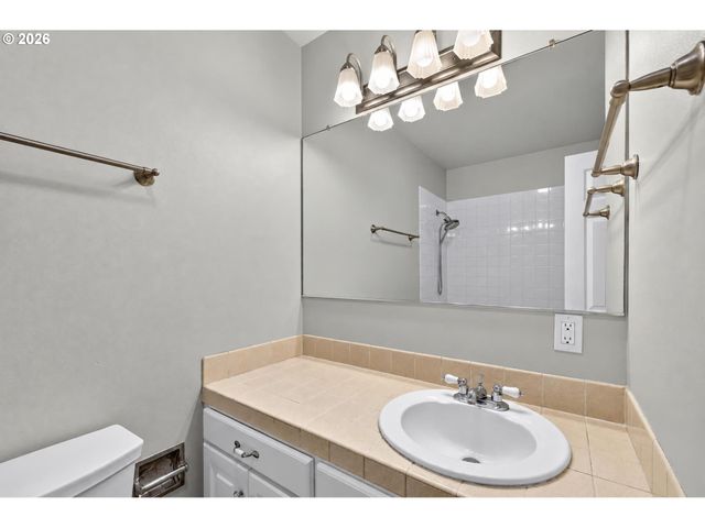 1490 Nw 137TH Ave, Portland, OR 97229