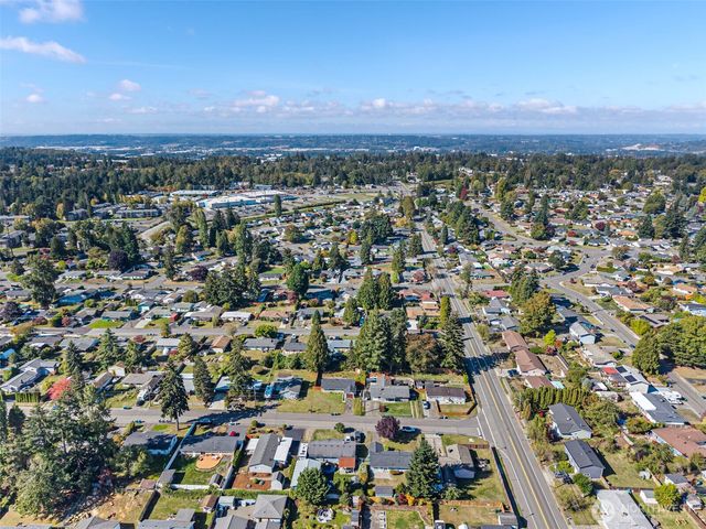 16812 123rd Avenue SE, Renton, WA 98058