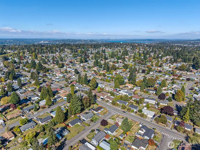 16812 123rd Avenue SE, Renton, WA 98058