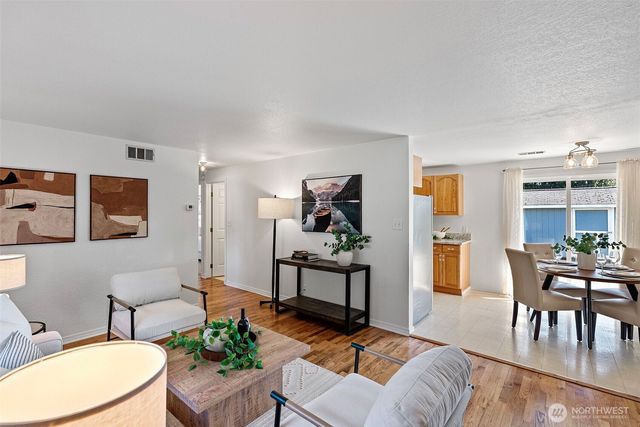 16812 123rd Avenue SE, Renton, WA 98058