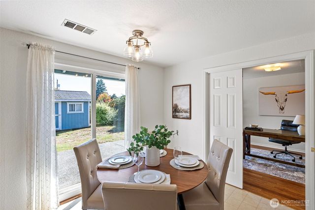 16812 123rd Avenue SE, Renton, WA 98058