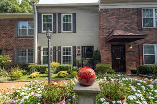 528 PEABODY SQ # 528, Memphis, TN 38104