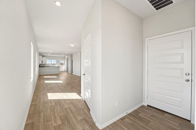 136 Summer DR, Elgin, TX 78621