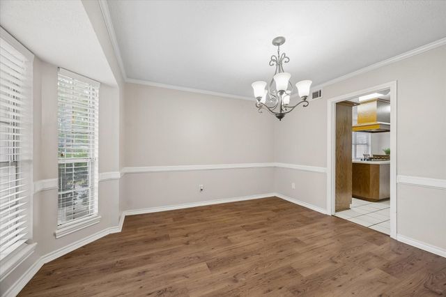 14615 Oak Bluff Court, Houston, TX 77070
