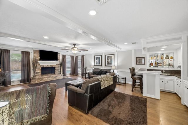 14615 Oak Bluff Court, Houston, TX 77070
