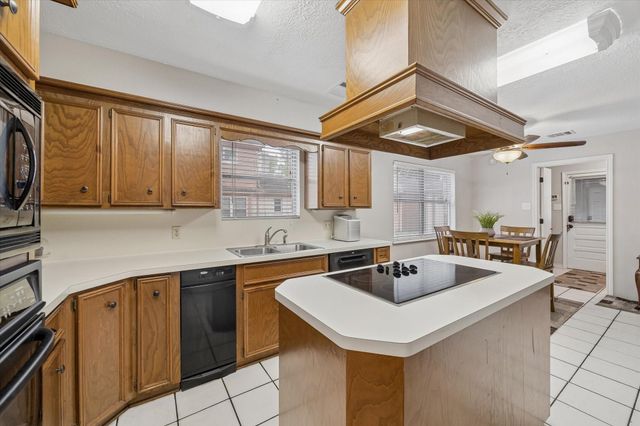 14615 Oak Bluff Court, Houston, TX 77070