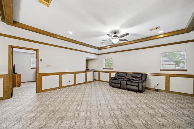 14615 Oak Bluff Court, Houston, TX 77070