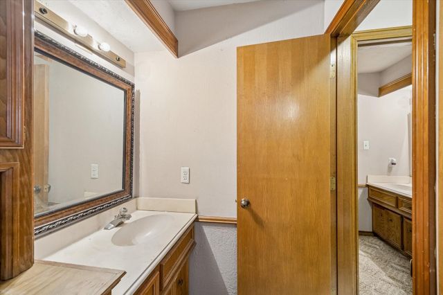 14615 Oak Bluff Court, Houston, TX 77070