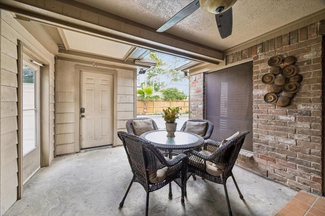 14615 Oak Bluff Court, Houston, TX 77070