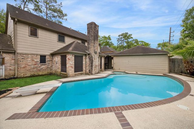14615 Oak Bluff Court, Houston, TX 77070