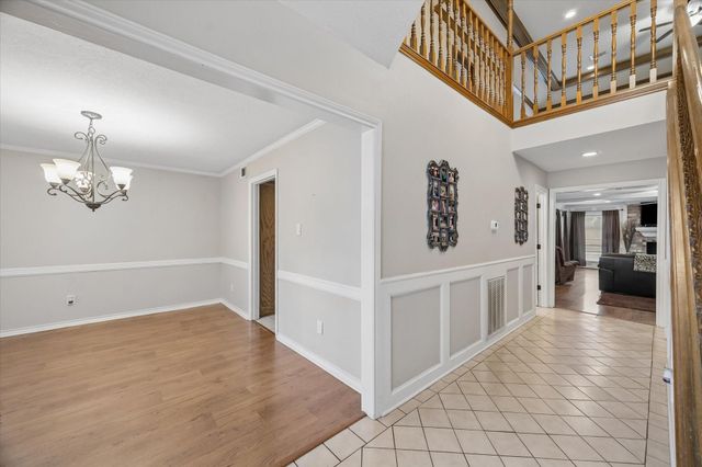 14615 Oak Bluff Court, Houston, TX 77070
