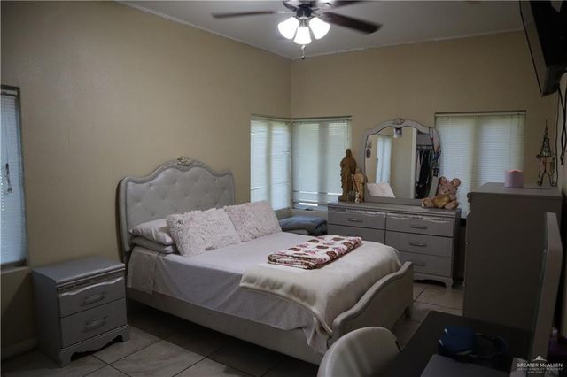 124 Lindale Drive, Brownsville, TX 78521