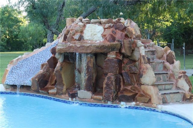 124 Lindale Drive, Brownsville, TX 78521