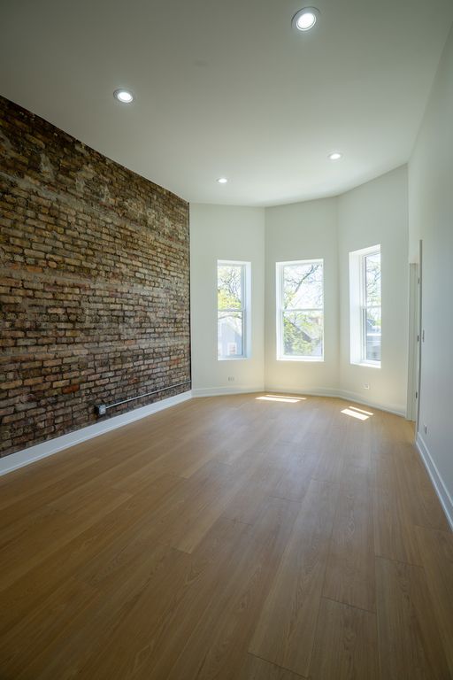 Image 33 of property listing at 3608 W Wolfram Street, Chicago, IL 60618