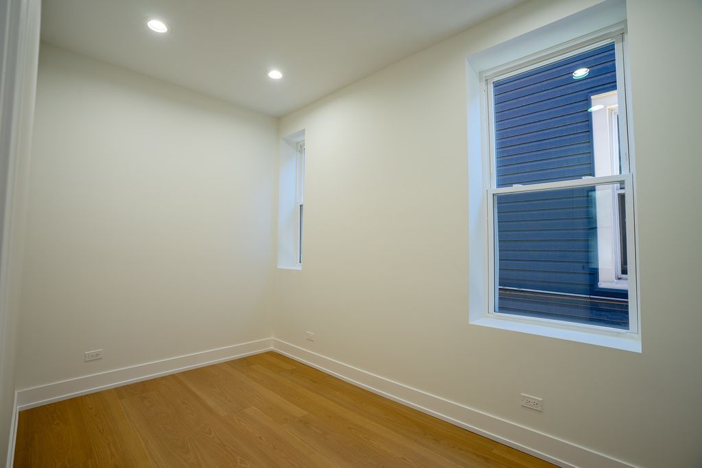 Image 40 of property listing at 3608 W Wolfram Street, Chicago, IL 60618