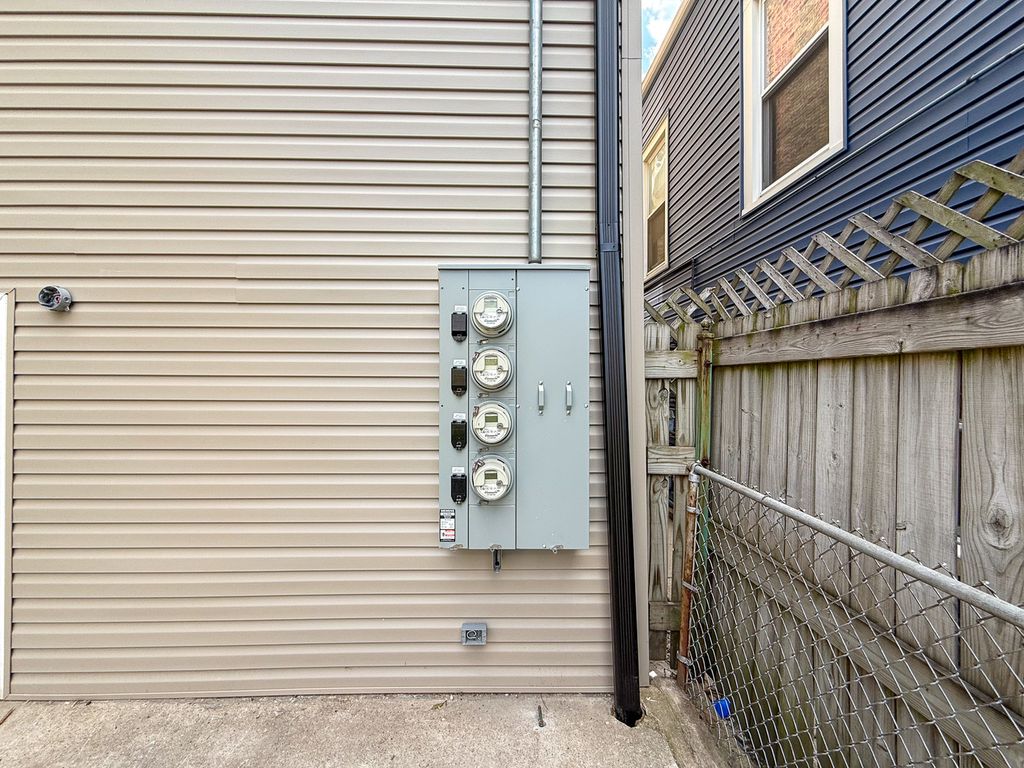 Image 48 of property listing at 3608 W Wolfram Street, Chicago, IL 60618