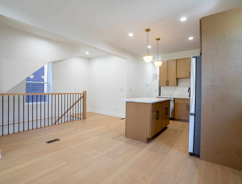 Image 6 of property listing at 3608 W Wolfram Street, Chicago, IL 60618