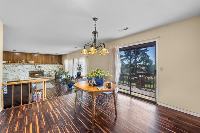 1228 NE Brown Drive, Madras, OR 97741
