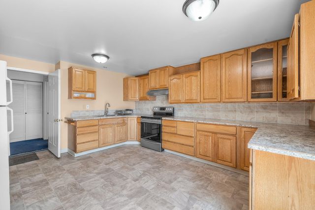 1228 NE Brown Drive, Madras, OR 97741