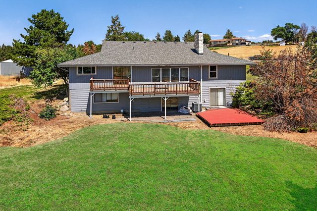 1228 NE Brown Drive, Madras, OR 97741