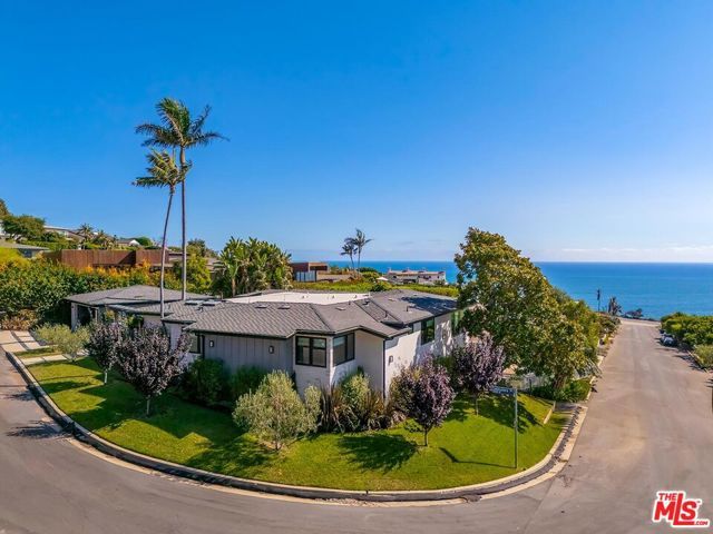 17810 Sabbiadoro Way, Pacific Palisades (los Angeles), CA 90272