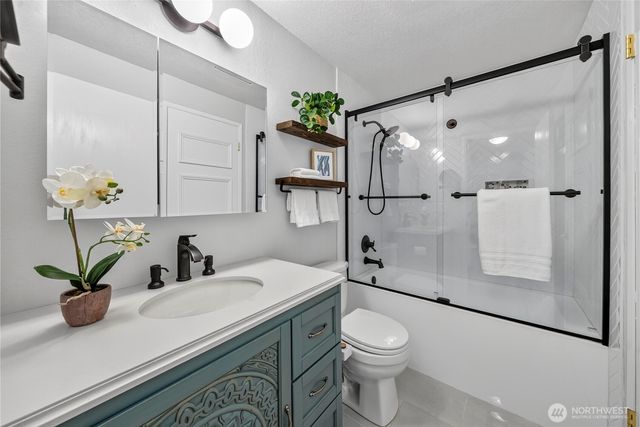 17508 NE 160th Street, Woodinville, WA 98072