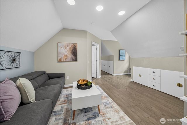 17508 NE 160th Street, Woodinville, WA 98072