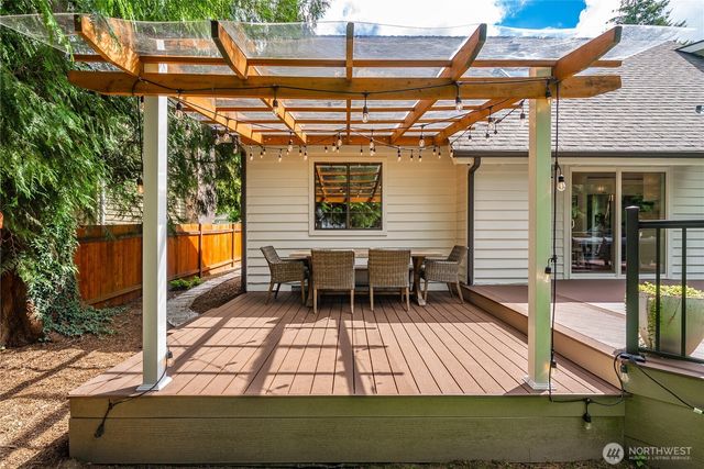 17508 NE 160th Street, Woodinville, WA 98072