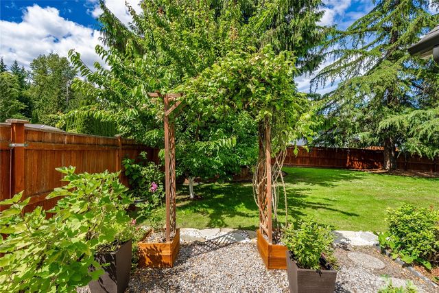 17508 NE 160th Street, Woodinville, WA 98072
