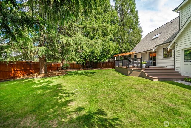 17508 NE 160th Street, Woodinville, WA 98072
