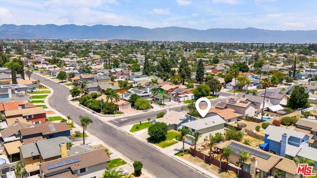 7969 Celeste Avenue, Fontana, CA 92336