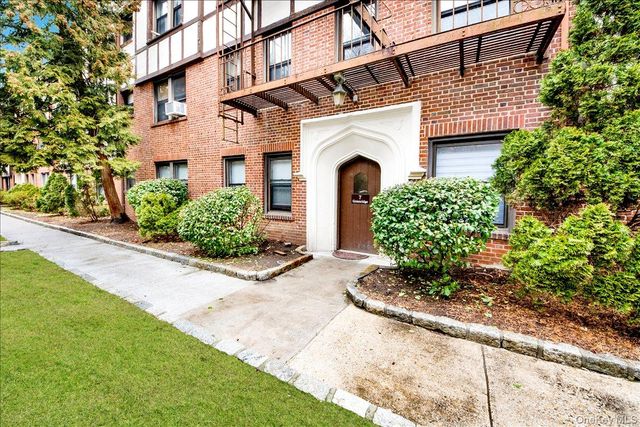 7 Greenridge Avenue B8, White Plains, NY 10601