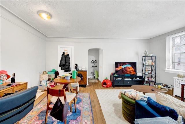 7 Greenridge Avenue B8, White Plains, NY 10601