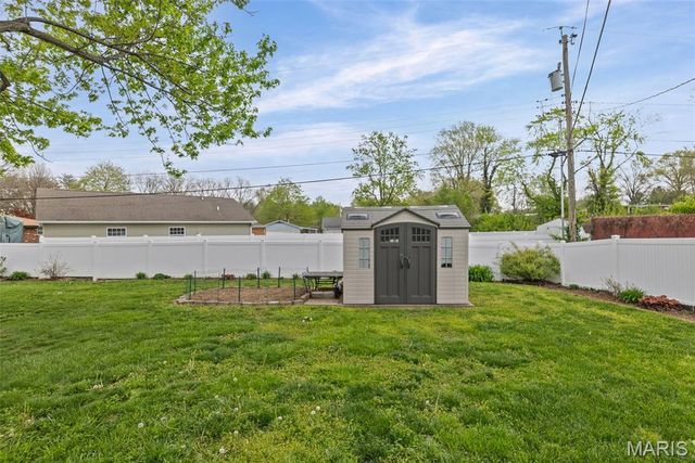 317 Aaron Drive, Belleville, IL 62220