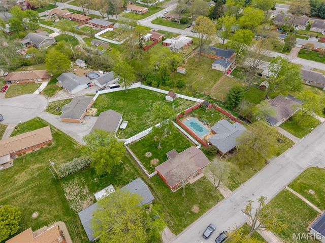317 Aaron Drive, Belleville, IL 62220