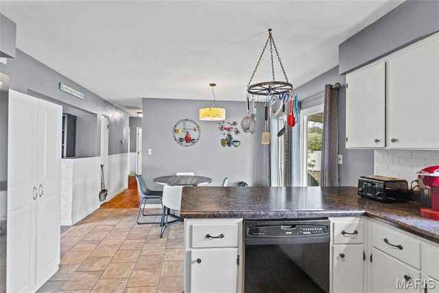 317 Aaron Drive, Belleville, IL 62220