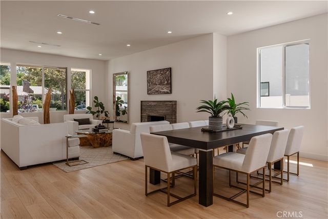 5817 Cantaloupe, Van Nuys, CA 91401