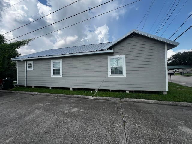1650 Buron, Houma, LA 70364