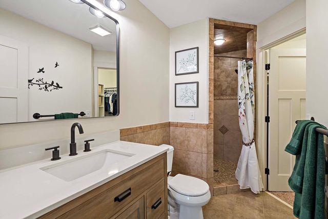 21570 France Boulevard, Credit River Twp, MN 55044