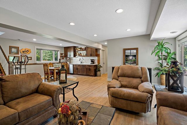 21570 France Boulevard, Credit River Twp, MN 55044
