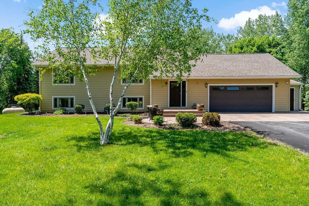 21570 France Boulevard, Credit River Twp, MN 55044
