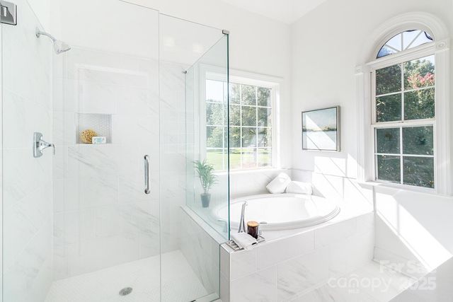 444 Cottonfield Circle, Waxhaw, NC 28173