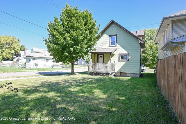 1800 Herbert Street, Lansing, MI 48910