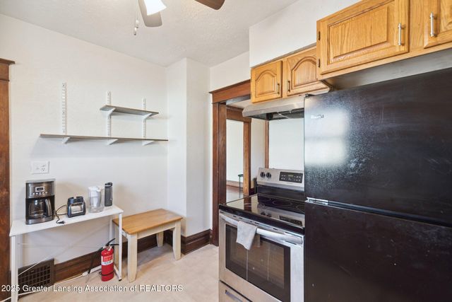 1800 Herbert Street, Lansing, MI 48910