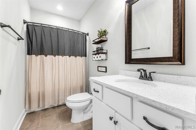 415 Midland Drive, Wetumpka, AL 36093