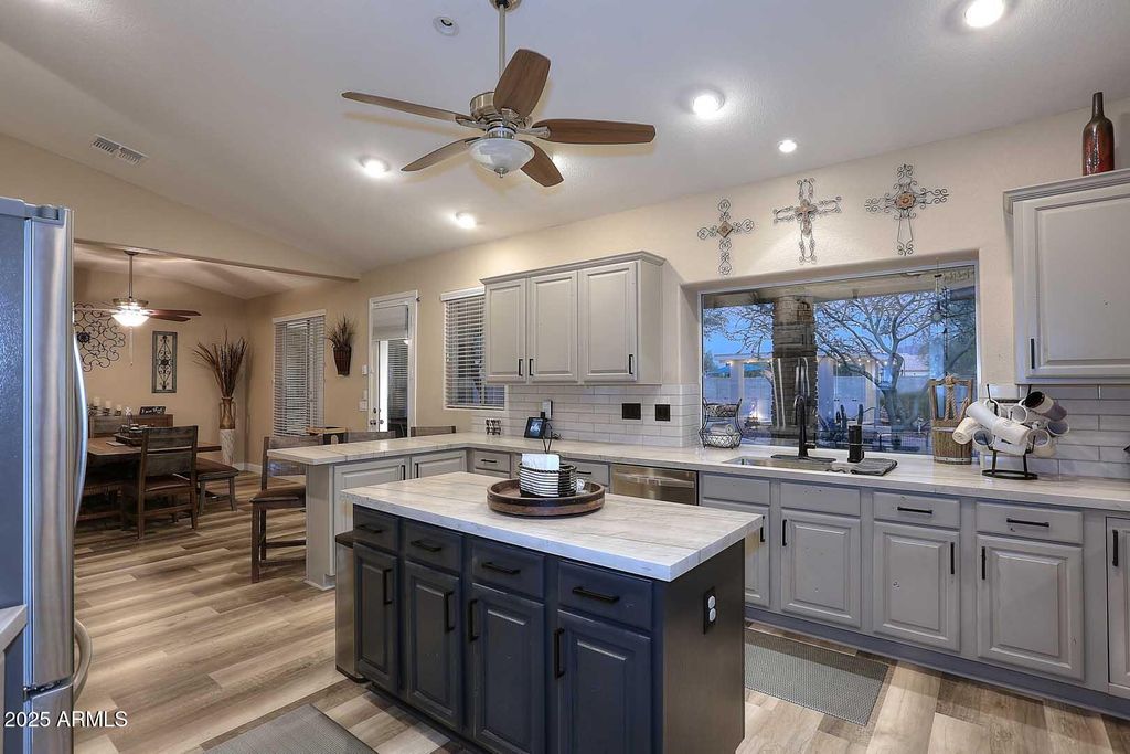 Image 10 of property listing at 1105 N 110TH Street, Mesa, AZ 85207