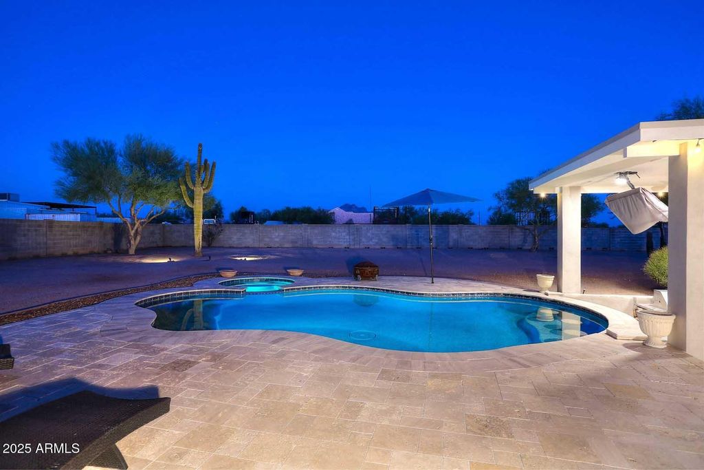 Image 2 of property listing at 1105 N 110TH Street, Mesa, AZ 85207